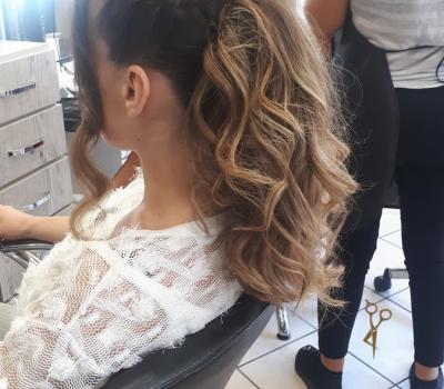 Νυφικό Χτένισμα Κωδ 469,Κομμωτήριο Περιστέρι Hair Salon by Despina Zarkali, Γυναικείο Κούρεμα, Ανδρικό Κούρεμα, Παιδικό Κούρεμα, Χτένισμα Μαλλιών, Νυφικό Χτένισμα, Θεραπείες Μαλλιών, Θεραπείες Ομορφιάς, Μασάζ στο κεφάλι, Προϊόντα ομορφιάς, Προϊόντα για Μαλλιά, Αξεσουάρ , Δώρα, Κομμωτήριο