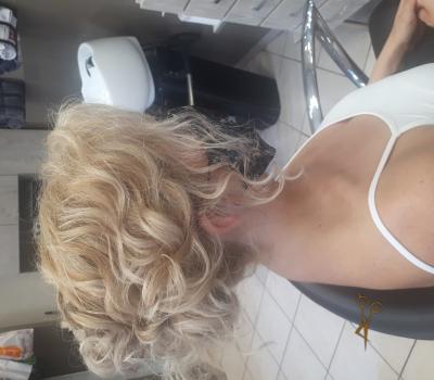 Νυφικό Χτένισμα Κωδ 453,Κομμωτήριο Περιστέρι Hair Salon by Despina Zarkali, Γυναικείο Κούρεμα, Ανδρικό Κούρεμα, Παιδικό Κούρεμα, Χτένισμα Μαλλιών, Νυφικό Χτένισμα, Θεραπείες Μαλλιών, Θεραπείες Ομορφιάς, Μασάζ στο κεφάλι, Προϊόντα ομορφιάς, Προϊόντα για Μαλλιά, Αξεσουάρ , Δώρα, Κομμωτήριο